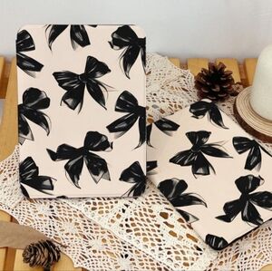 Black Bow Pattern Kindle Paperwhite Case